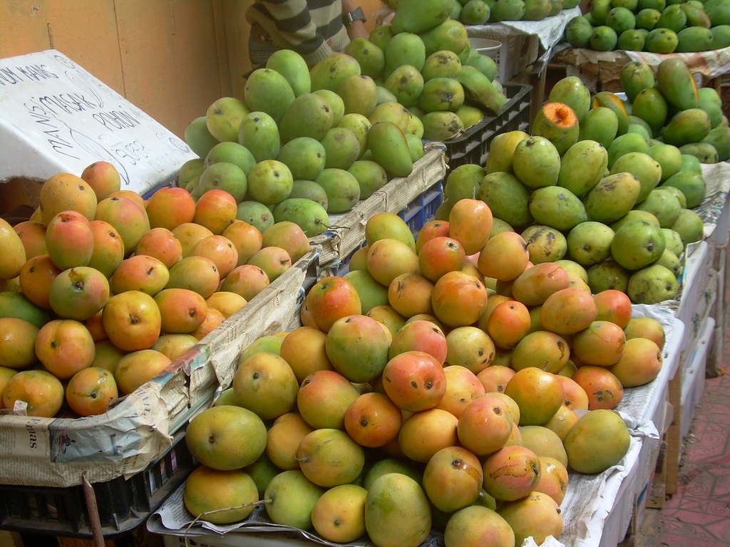 File:Mango from Cirebon.jpg